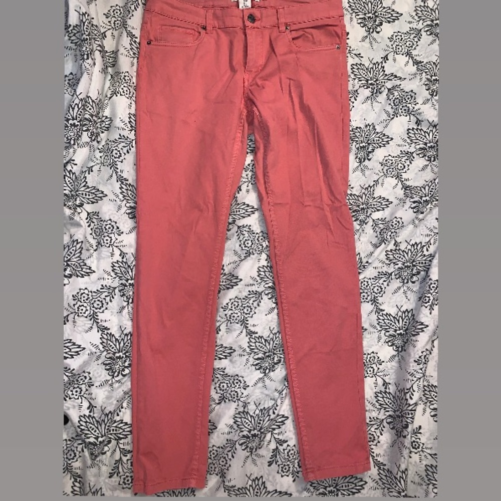 Causal pink pants